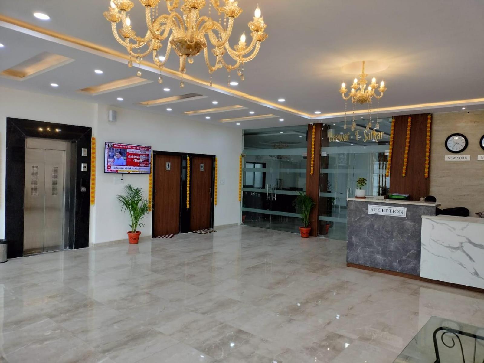 Hotel Satkar International Chhindwāra Exterior foto